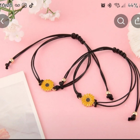 Bestfriends Pinky Promise Matching Sunflower Bracelets - Picture 3 of 3